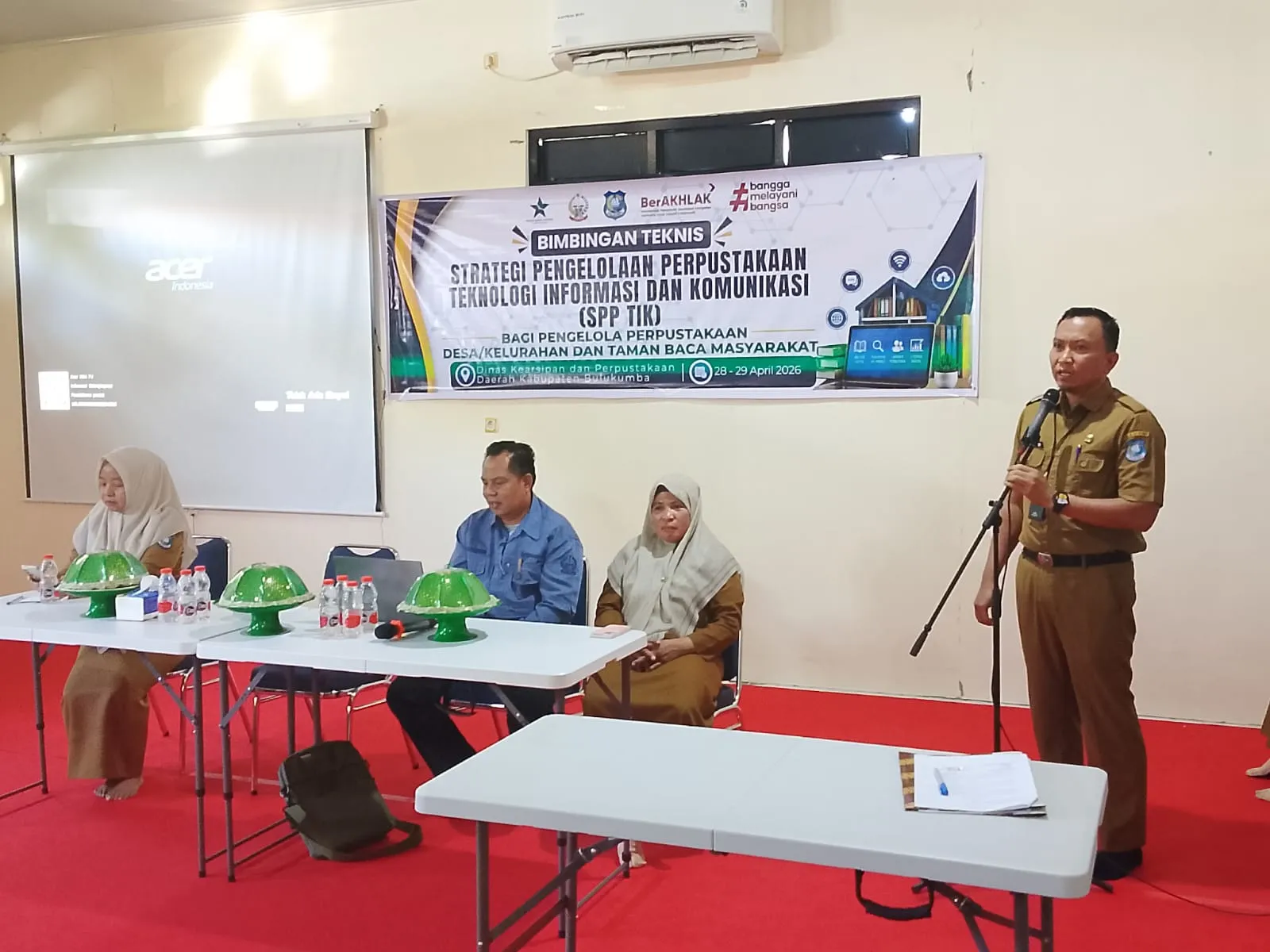 Literasi Digital Bulukumba: Perpustakaan Desa Kini Berbasis TIK