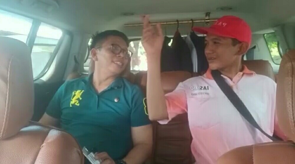Bahagianya Mansyur. Seharian Dampingi Tomy Satria Jadi Wabup Bulukumba