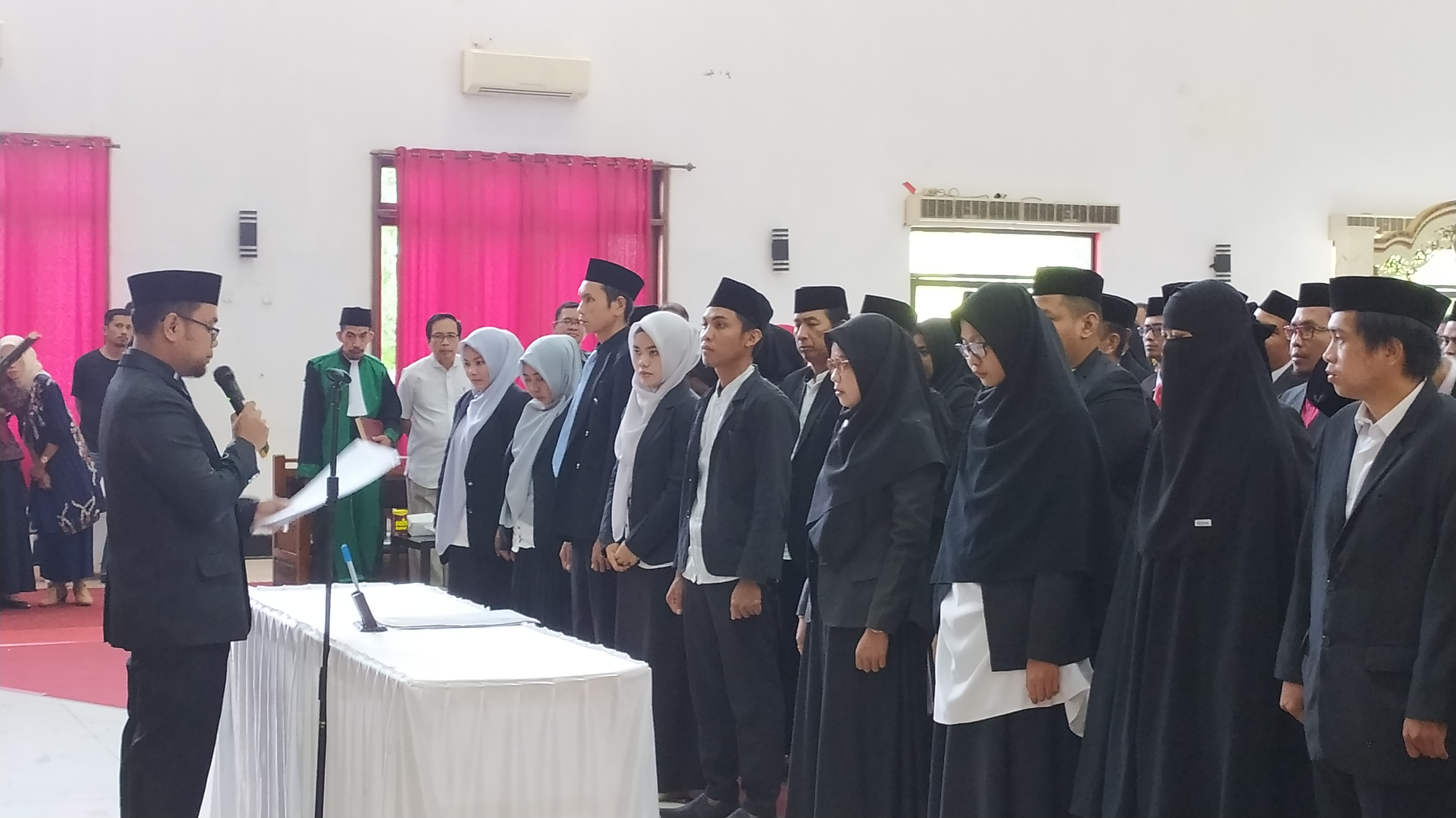 Pelantikan PPK Bulukumba, Ketua KPU : Jangan Mau Diintervensi