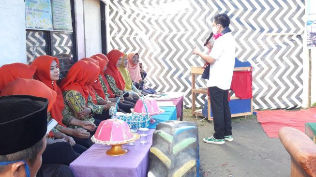 Wabup Tomy Satria Apresiasi dan Memotivasi PKBM Nadya Dorong Peningkatan IPM
