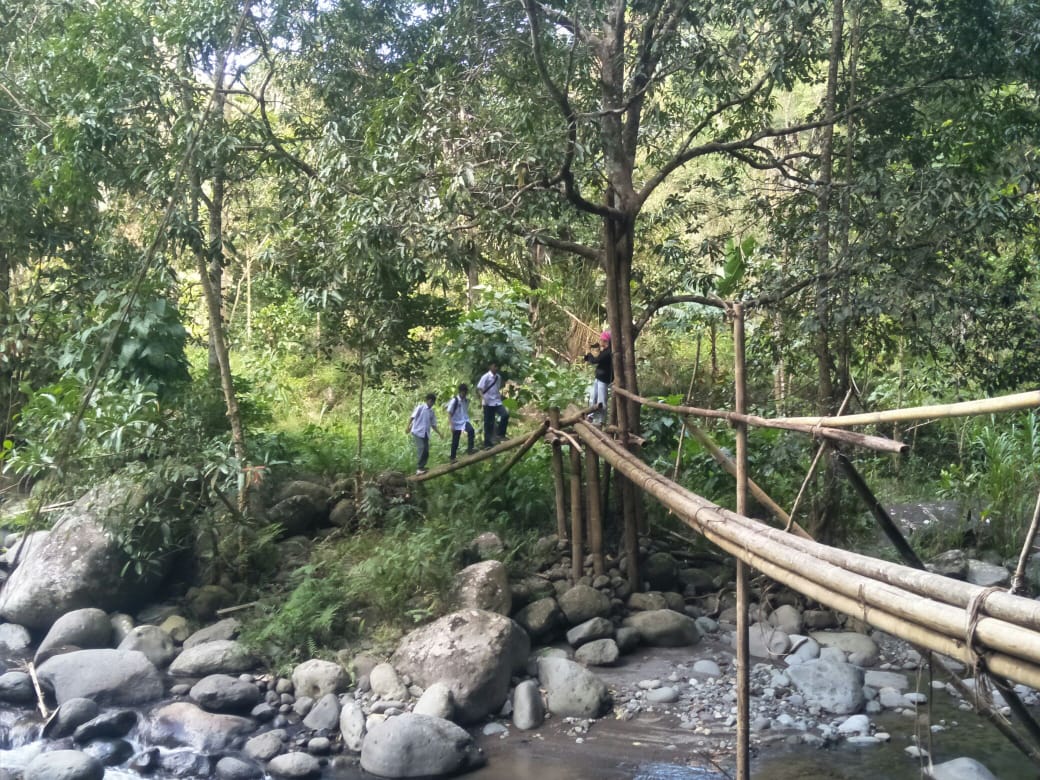 Merekam Tutur dan Visual, Pendim 1411 dan Jurnalis Bulukumba Menyintas Alam di Lokasi TMMD