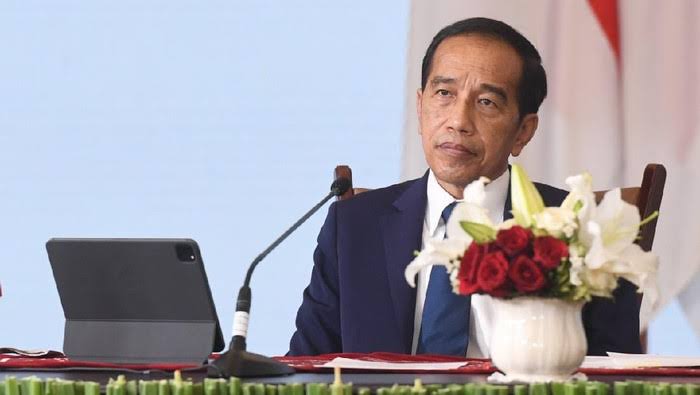 Jokowi : Semua Harap Waspada, Ada Bahaya Besar Mengancam.