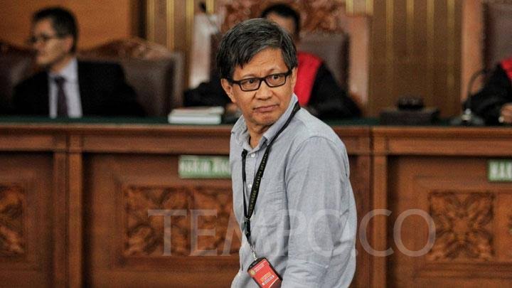 Jokowi Dinilai Berambisi 3 Periode, Pengamat : Kita akan Somasi Mahfud MD