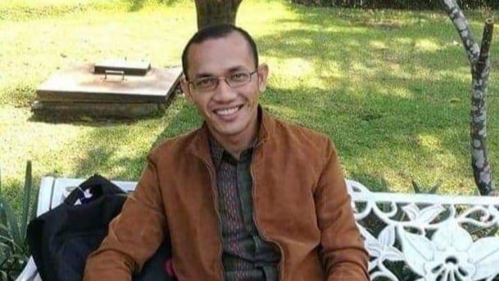 Jernih melihat kasus Ade Armando.