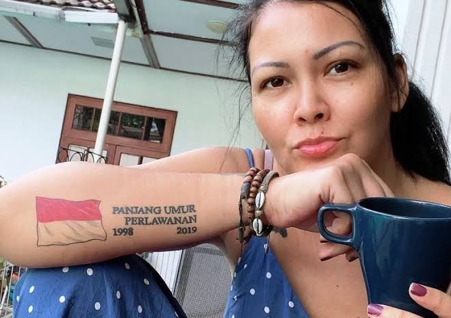 Sering Kritik Pemerintah, Melanie Subono Sempat Ditawari Uang Besar