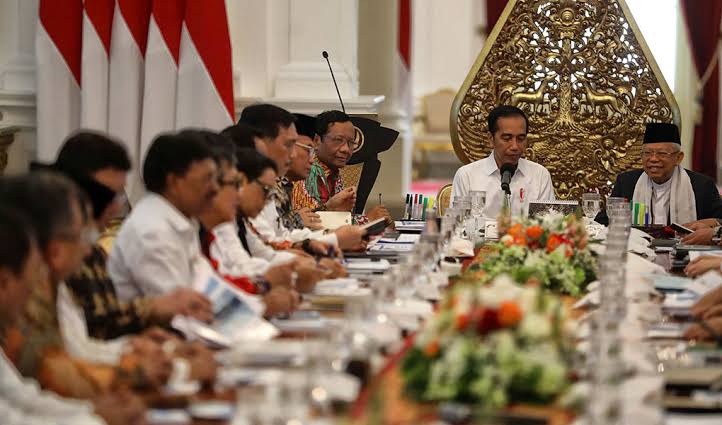 Soal Migor dan Pertamax Menteri Hanya 'Tumbal' Jokowi