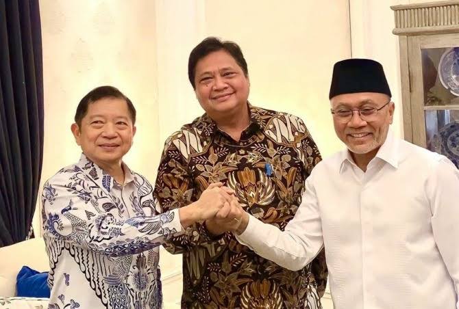 <strong>Airlangga Sebut Koalisi Indonesia Bersatu Sesuai Harapan Jokowi</strong>