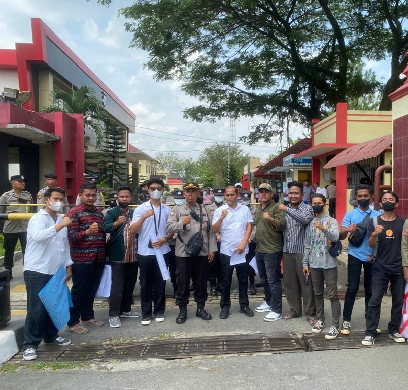 BBM Ilegal Beredar : DPW Persatuan Pemuda Mas Sumatera Utara Geruduk Mapoldasu, Minta Tangkap Oknum APH Terkait
