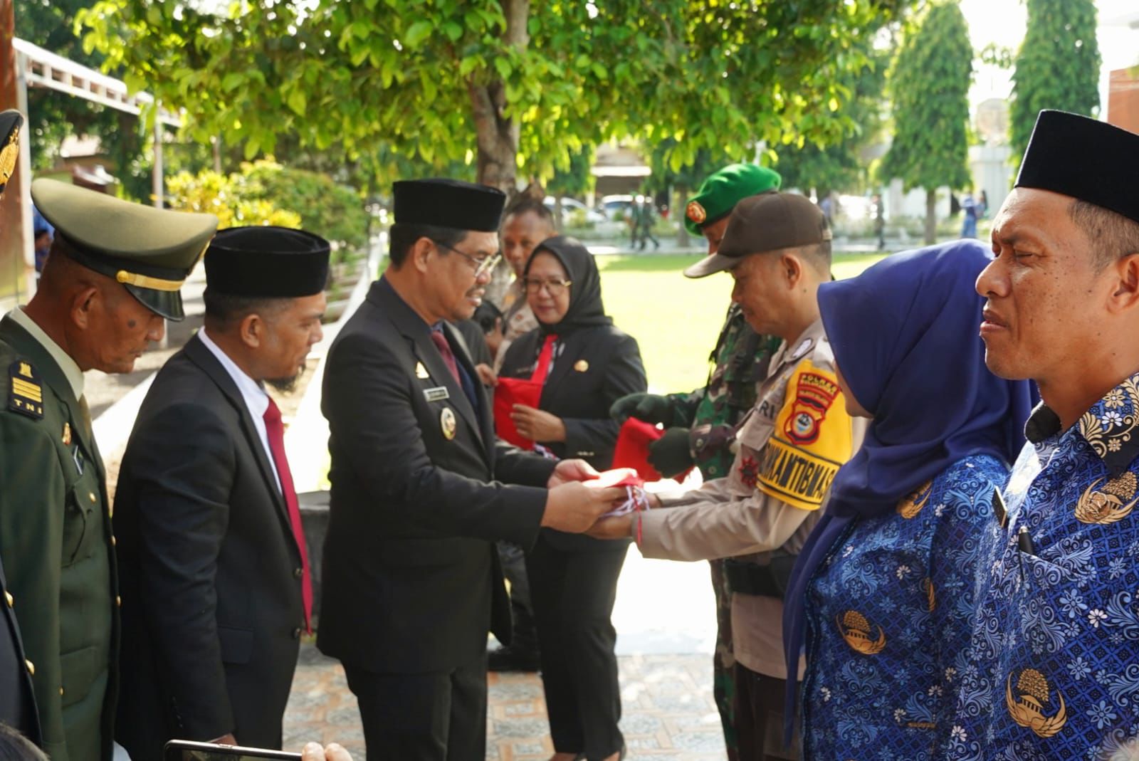 Wakil Bupati Andi Edy Manaf Bacakan Pidato pada Upacara Hari Lahir Pancasila